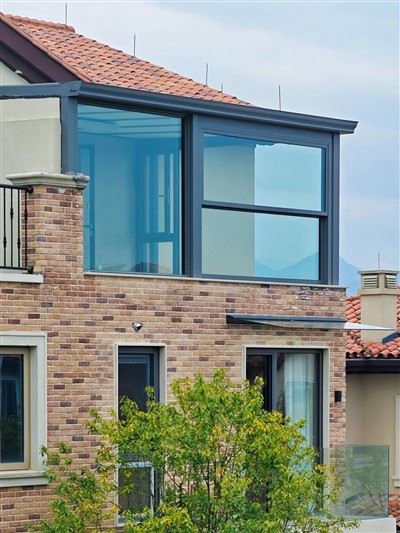 Cửa sổ nâng hạ Chrome